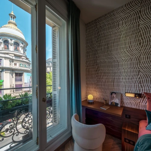 Apartment with city view