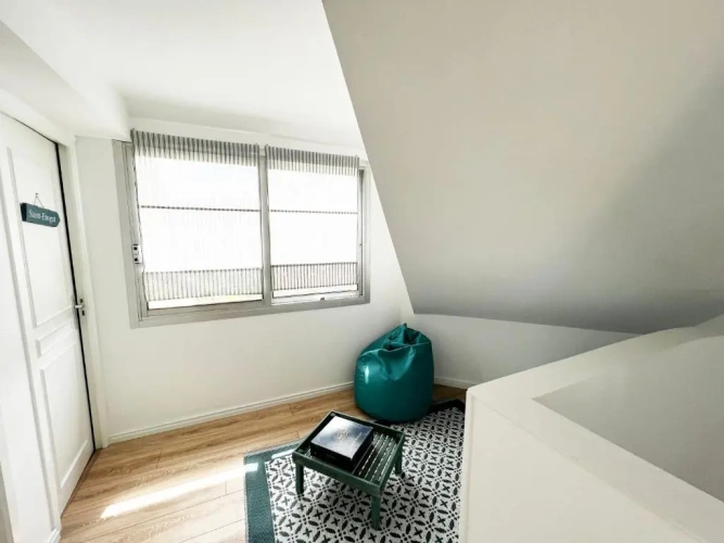 4 Bedrooms Cottage