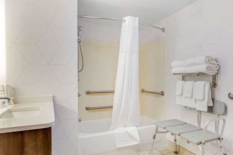 Quadruple Suite