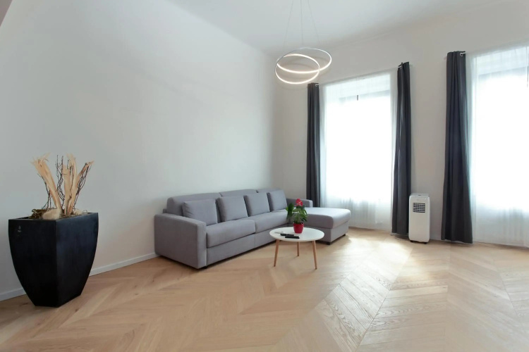 The Apartment House - Mezibranska