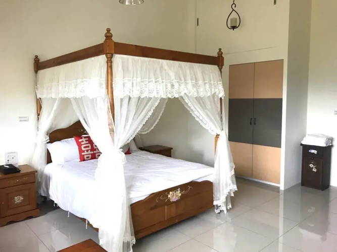 Yin Mama Warm House