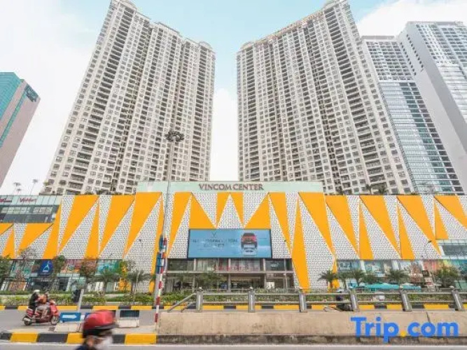 Hazel Housing - Vinhomes D'Capitale Apartment I Hanoi Centre