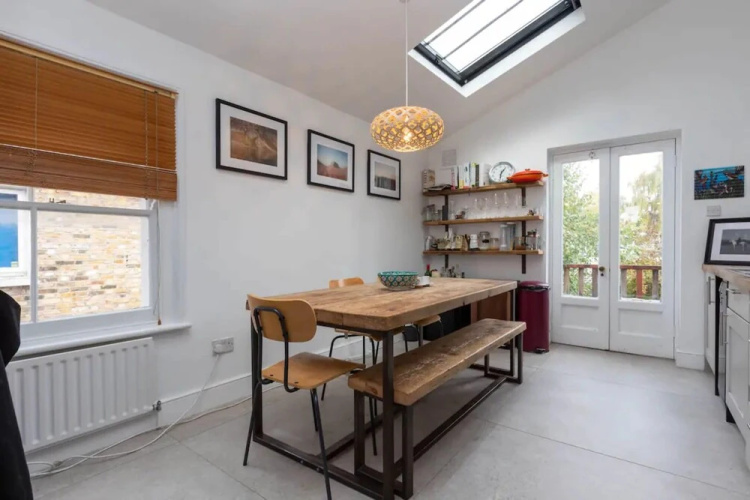 Bright 2 Bedroom Flat in Lower Clapton
