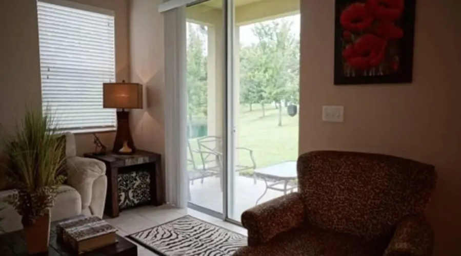 4 BR Compass Bay Sleeps 8