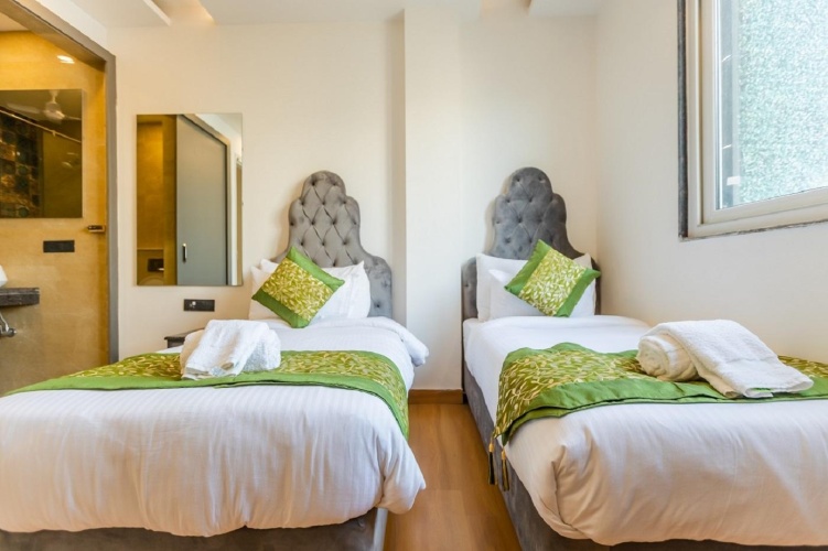 Deluxe Twin room