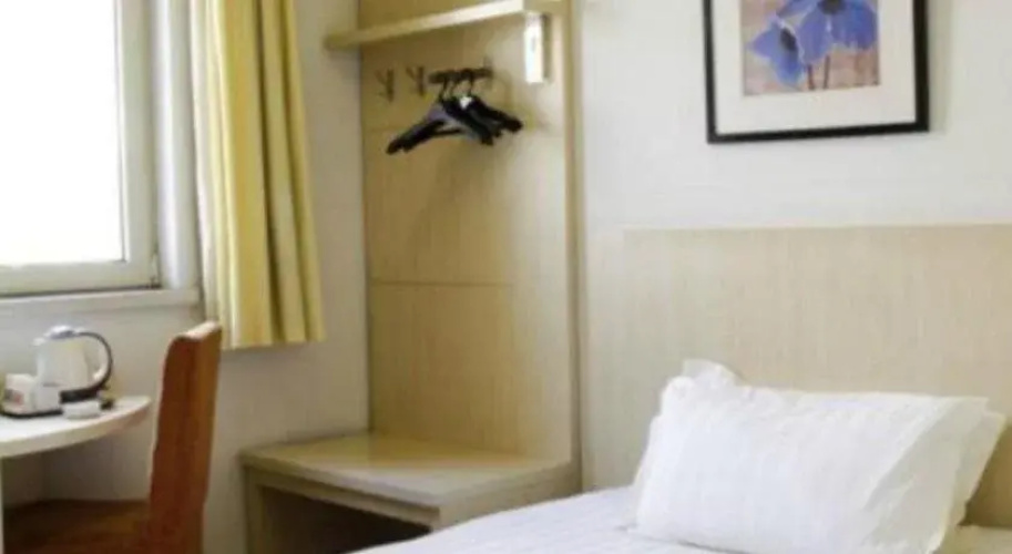 Jinjiang Inn Qingdao Bus Terminus Hotel