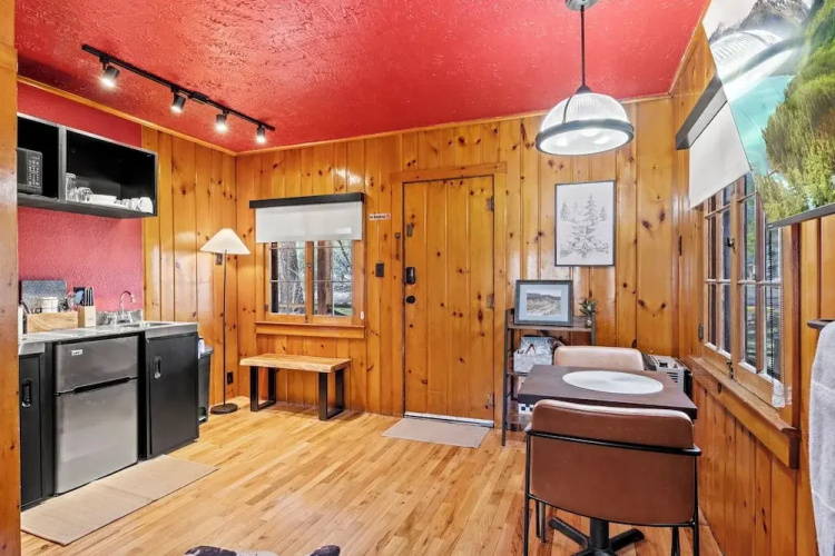 Timber Lodge Cabin 21
