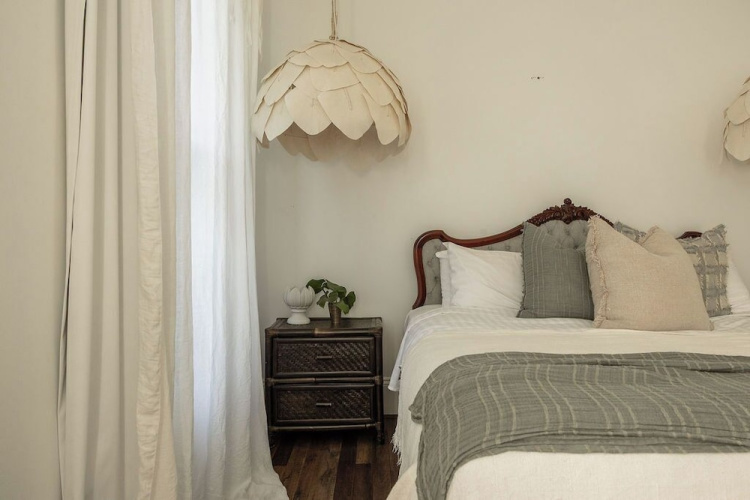 Hinterland House
