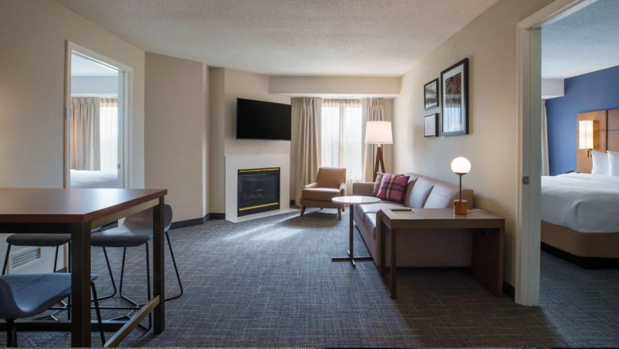 2 Bedrooms Suite