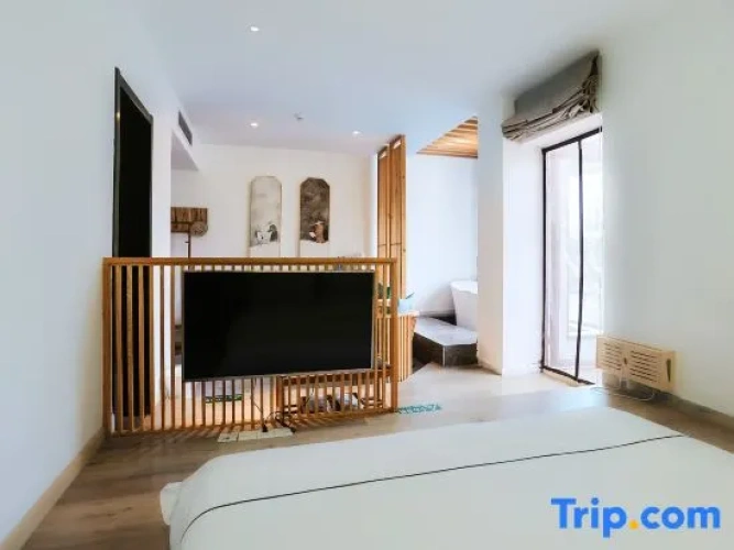 Standard Double room with balcony and with view