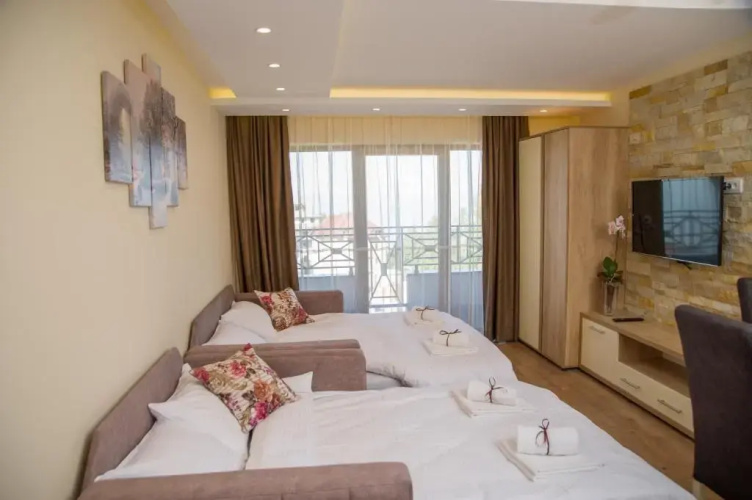 Premier Lux 38 Milmari