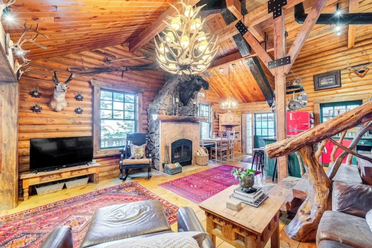 2 Bedrooms Cottage