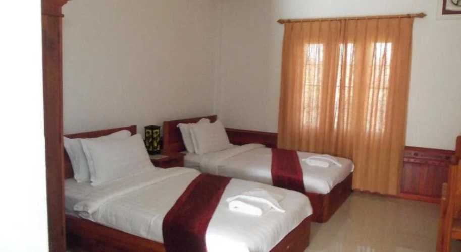 Outhoumphone Hotel