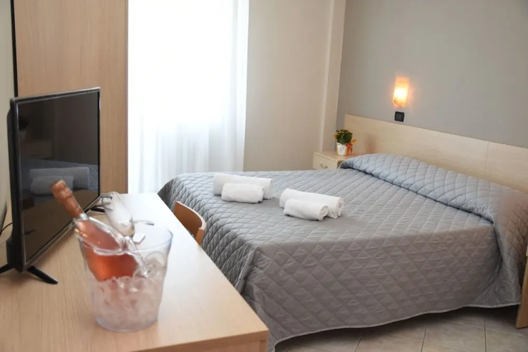 Standard Double room with sea view