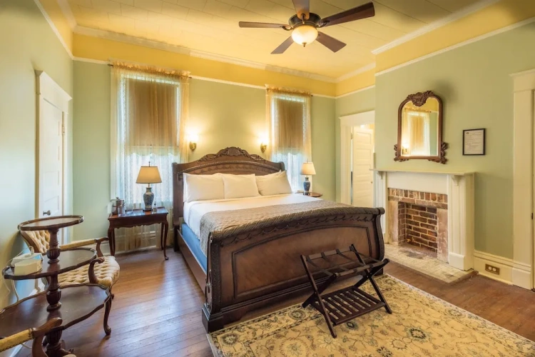 2 Bedrooms Premium Suite