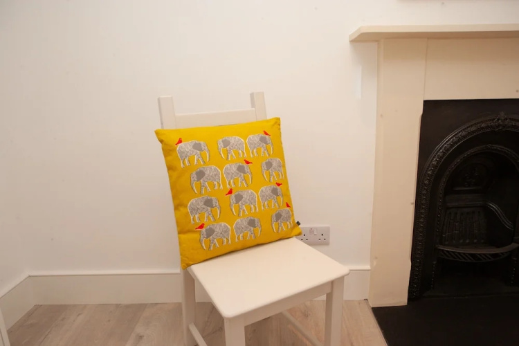 1 Bedroom Apartment With Views in Bath