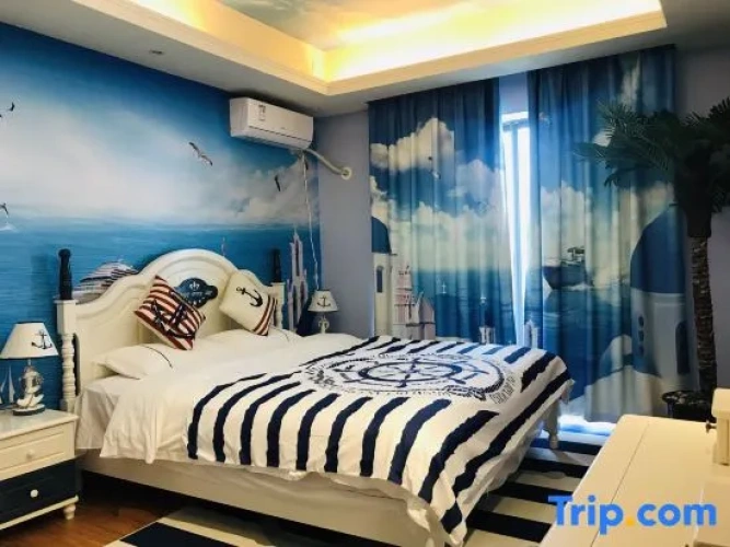 2 Bedrooms Family Suite with sea view