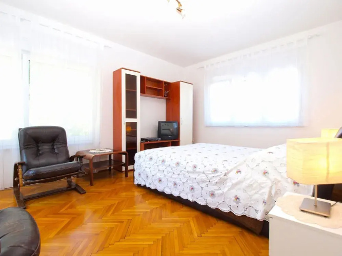 House 1201