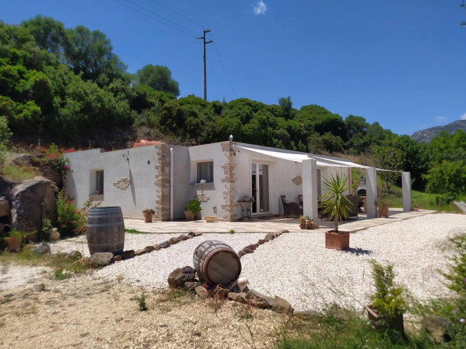 sa tanca e pedduzza