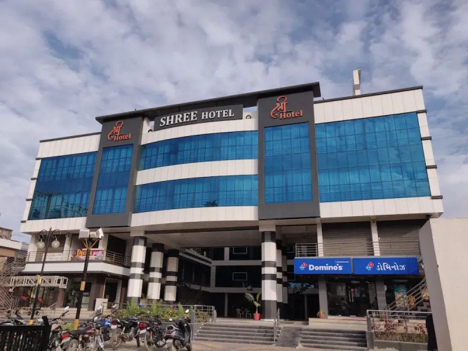Shree Hotel