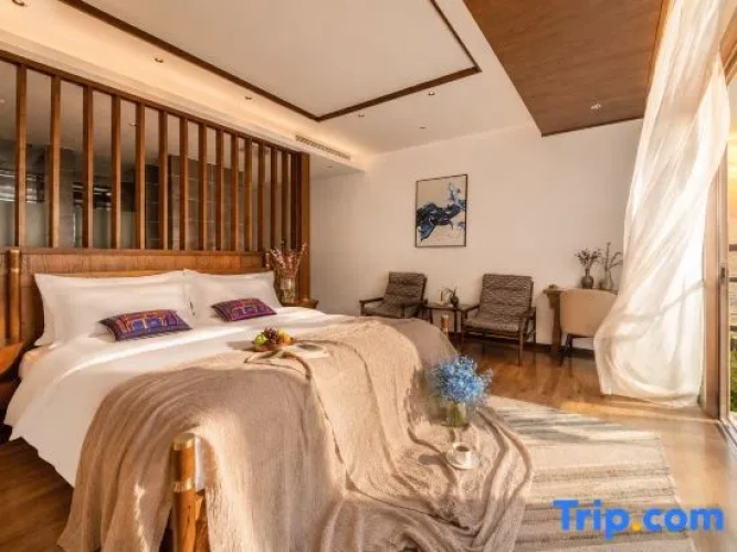 Luxury Double room with balcony and with ocean view
