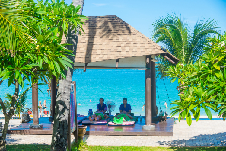 Weekender Resort Over view