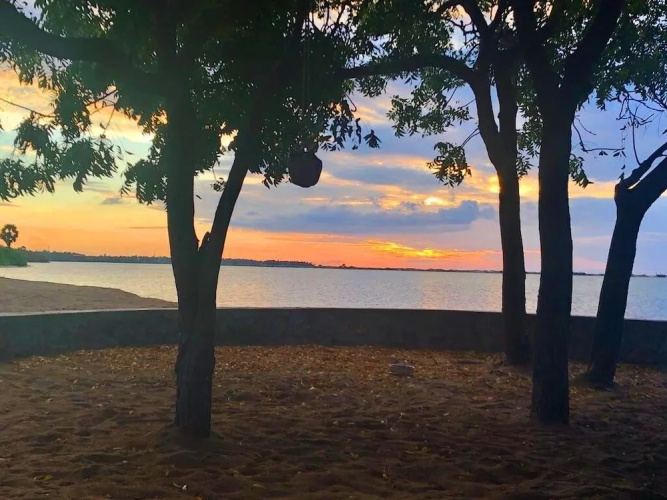 Arasi Resort