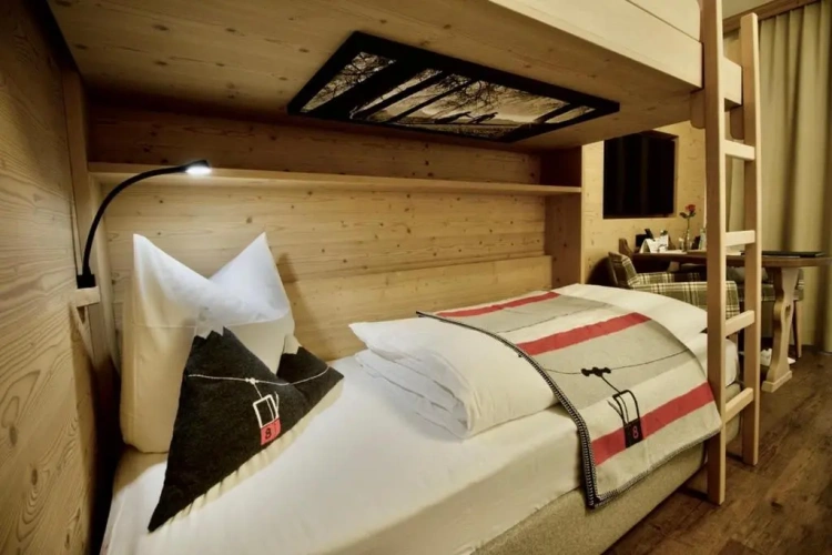 Standard Quadruple room with balcony