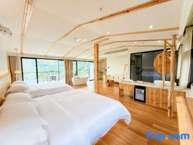 Standard room with sunset view