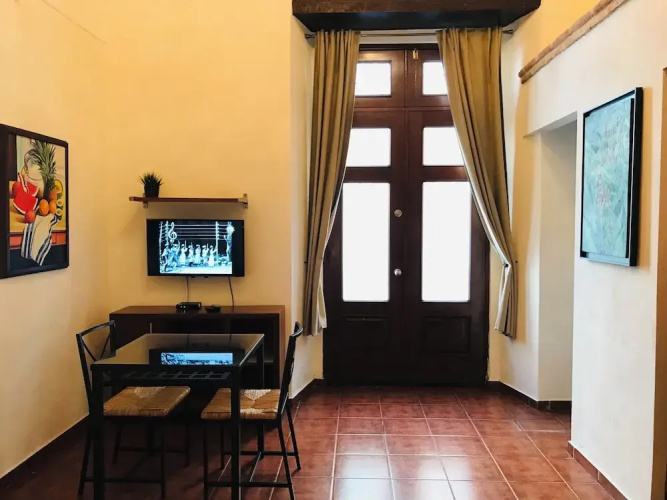 Paseo Colonial - Sabbatical 1