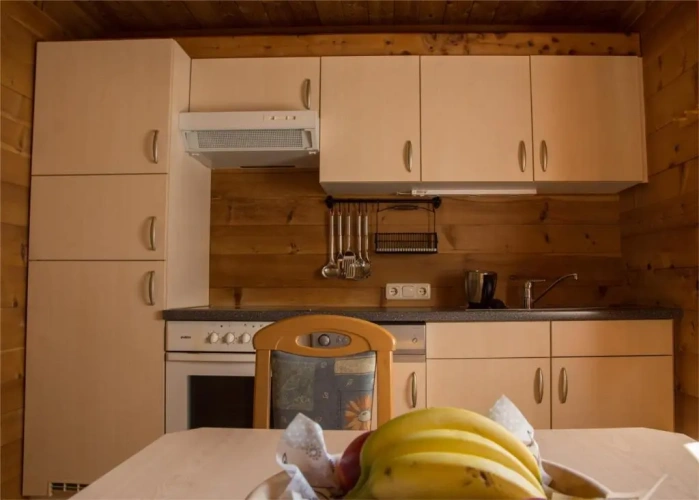 2 Bedrooms Cottage