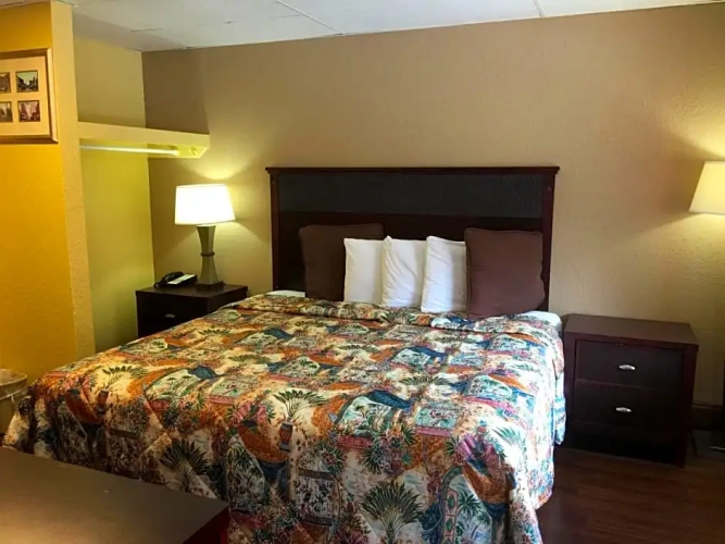 Standard Sextuple room