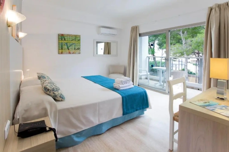 Standard Double room with balcony