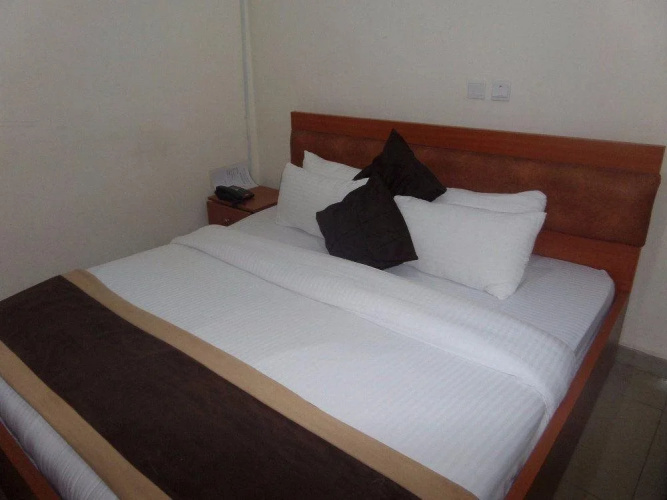 Ralmeton Hotel