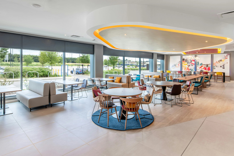 Hampton by Hilton High Wycombe photo 8