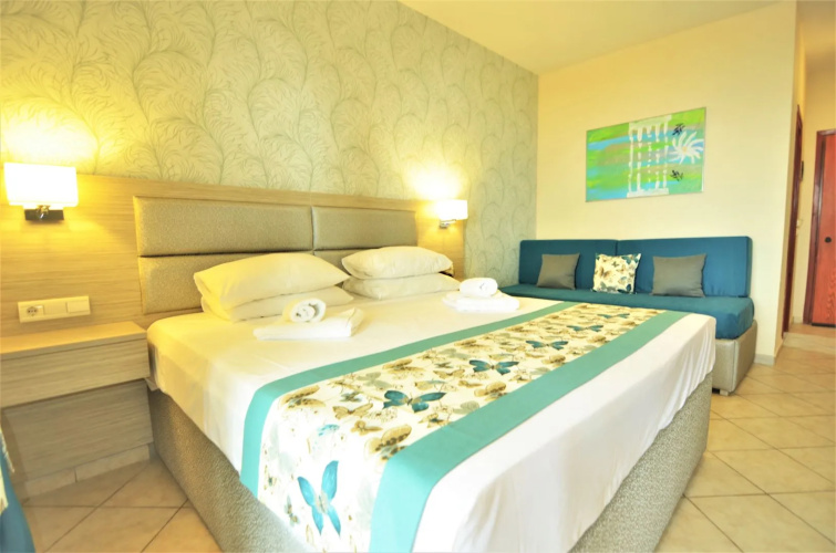 Grand Beach Hotel