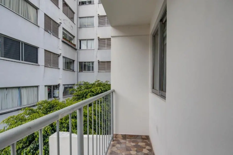 1 Bedroom Double Apartment with street view
