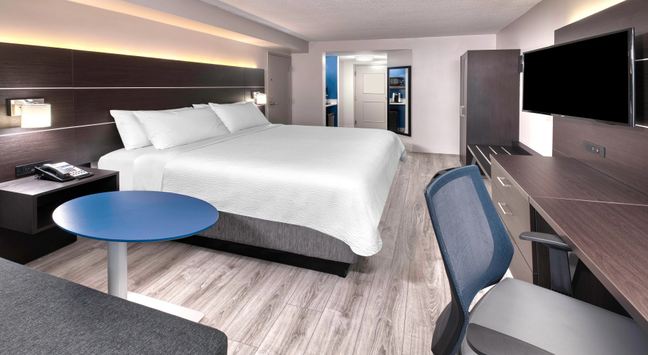 Holiday Inn Express & Suites Mississauga-Toronto Southwest photo 7