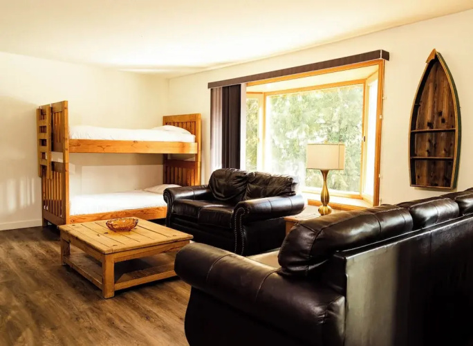 Kings Den resort