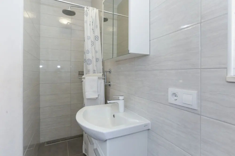House Ivica