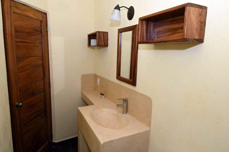 Hotel Vista Guamilule