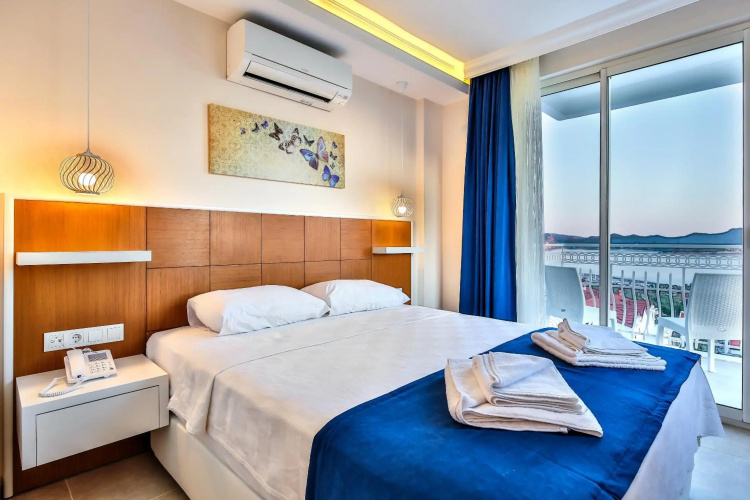 Oreo Hotel