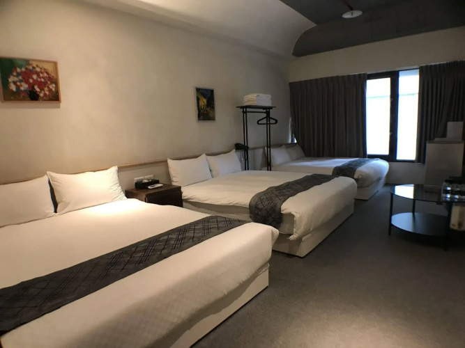 Royal Hotel