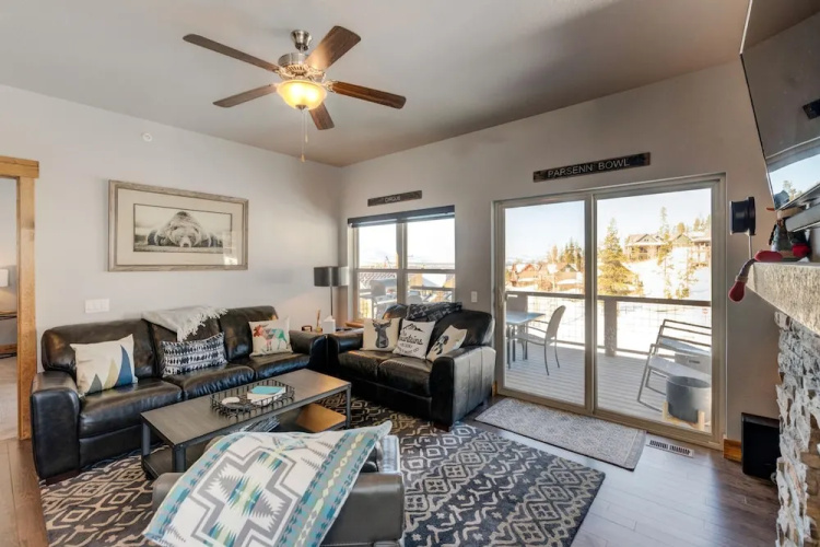 Rendezvous Lookout Point Luxury Chalets by Winter Park Escapes