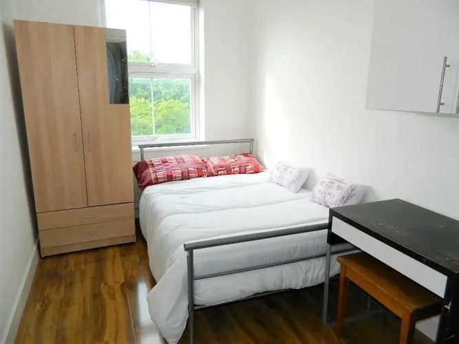Rufford Apartments