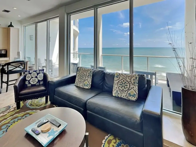 3 Bedrooms Standard room with balcony