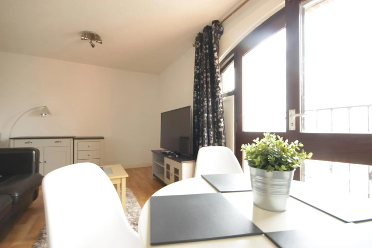 Marina Humber View Apartment