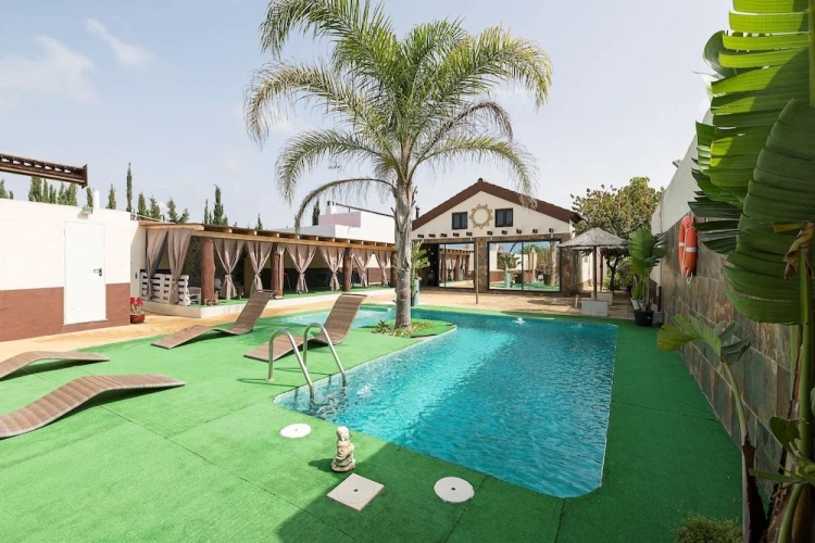 Villa