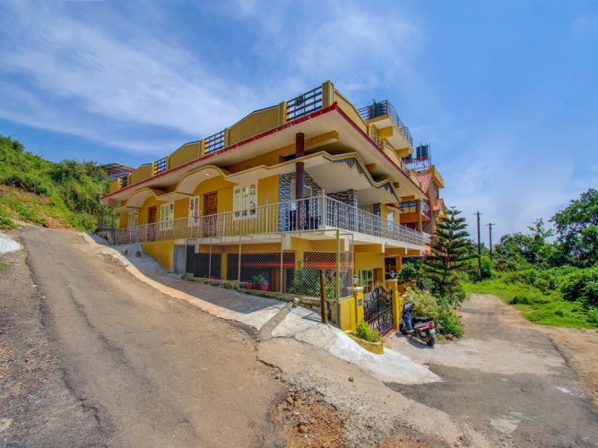 Oyo Home 23219 Bright Studio