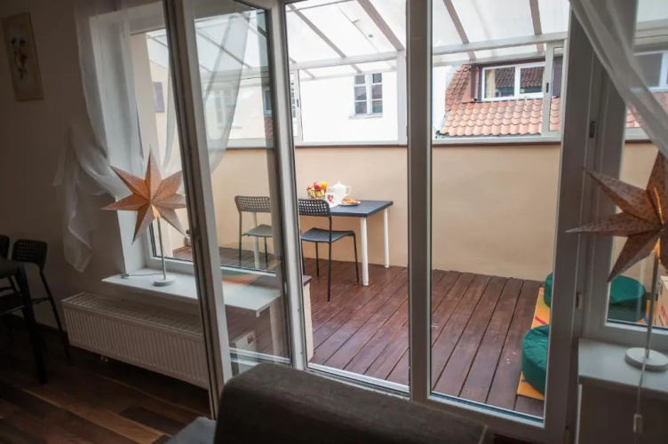 V 12 -Terrace + 3 rooms apartment Vilnius Old Town